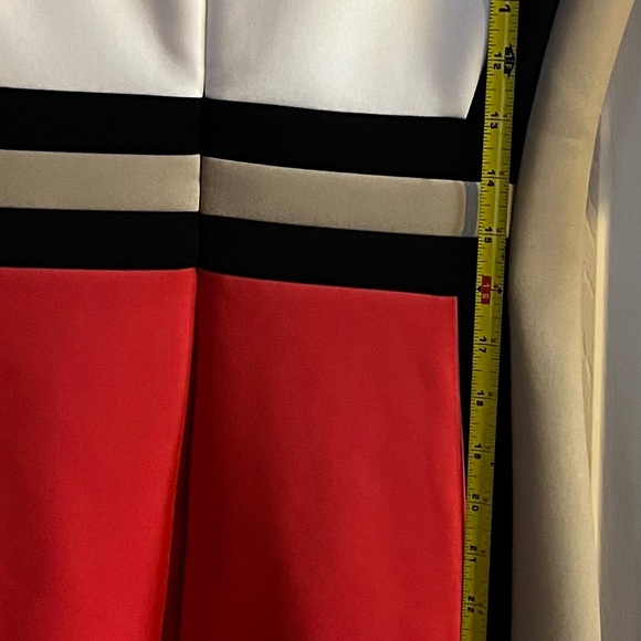 Beautiful multiple colors new Calvin Klein, stretchy dress. Size 6 - Picture 3 of 7